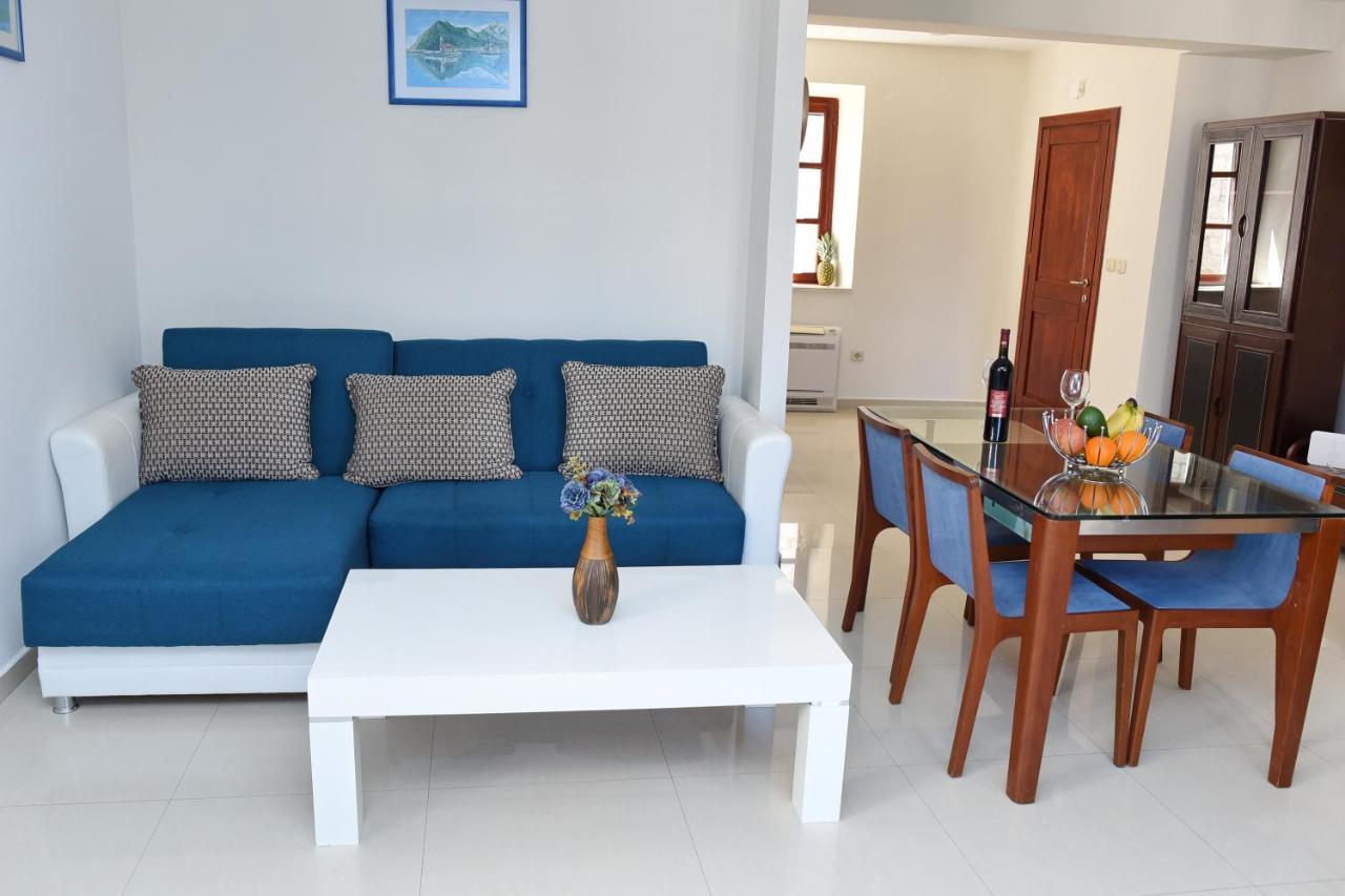 Appartamento Blue Nest Cattaro Esterno foto